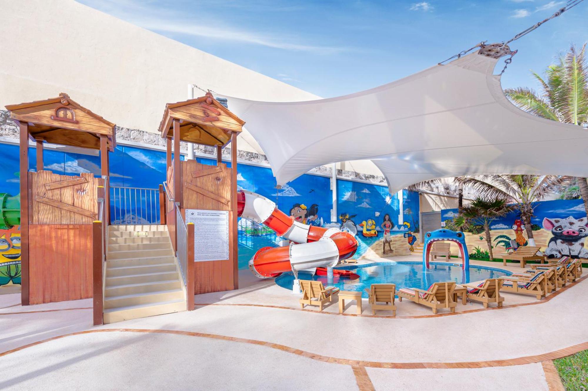 Gr Solaris Cancún Exterior foto